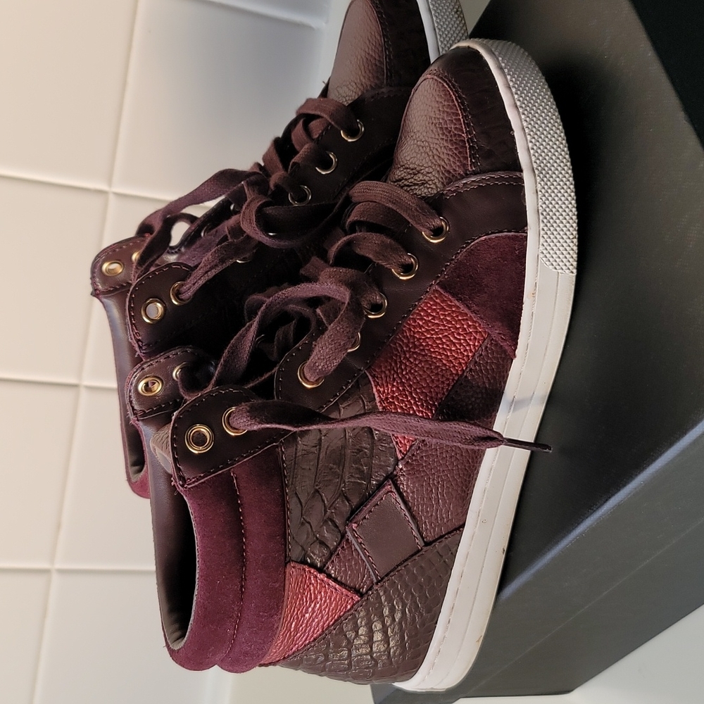 Coach Pembroke patchwork SD/SNK. WRM OXBLD size 7 gently used